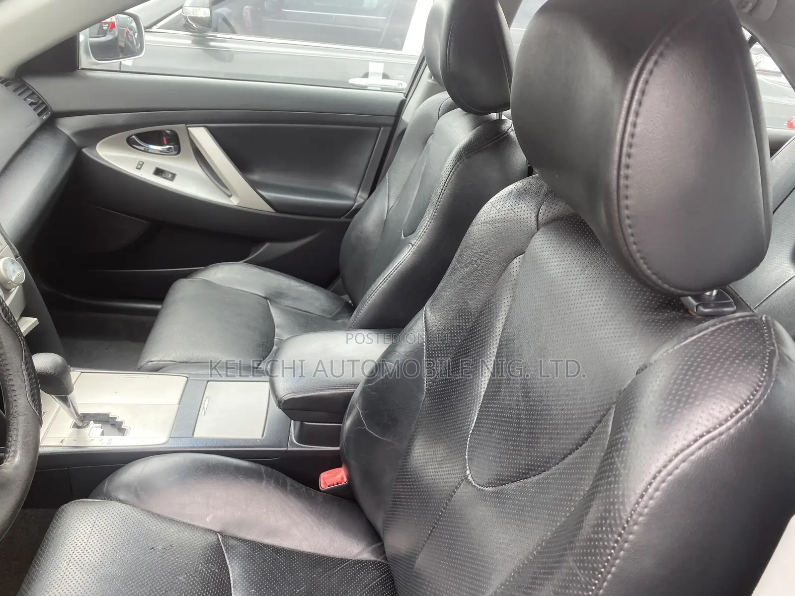Toyota Camry 2010 Silver