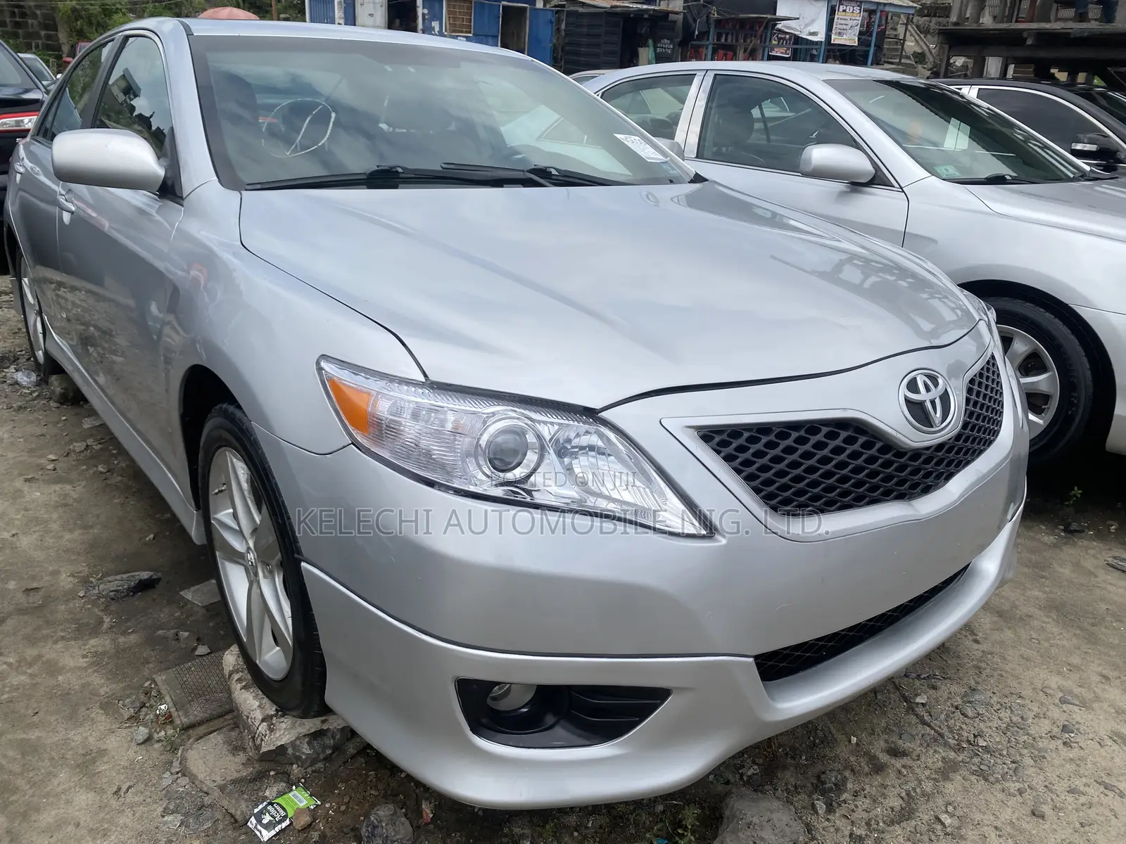 Toyota Camry 2010 Silver