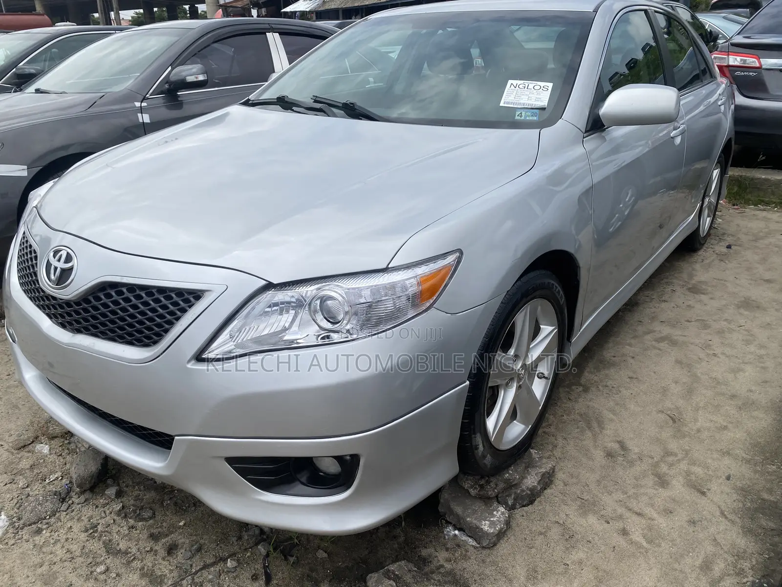 Toyota Camry 2010 Silver