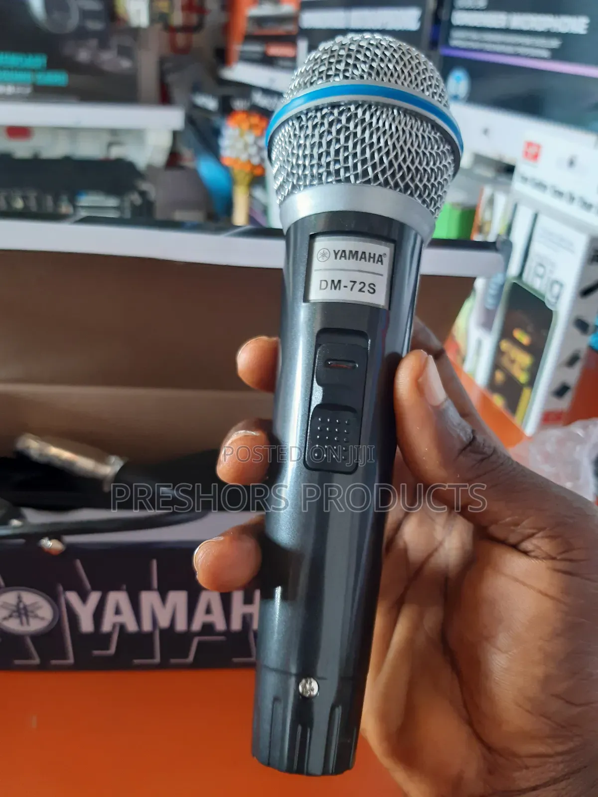 Yamaha Dm725 Dynamic Microphone