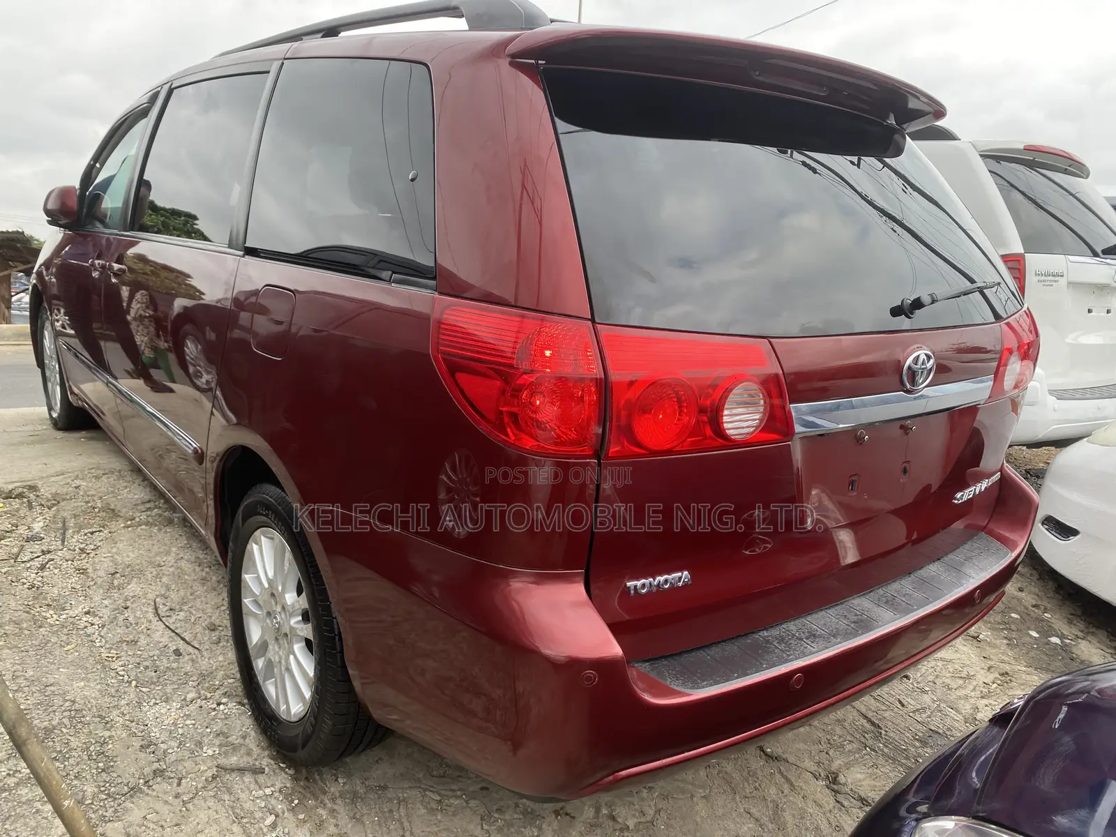 Toyota Sienna Limited 7 Passenger 2010 Red