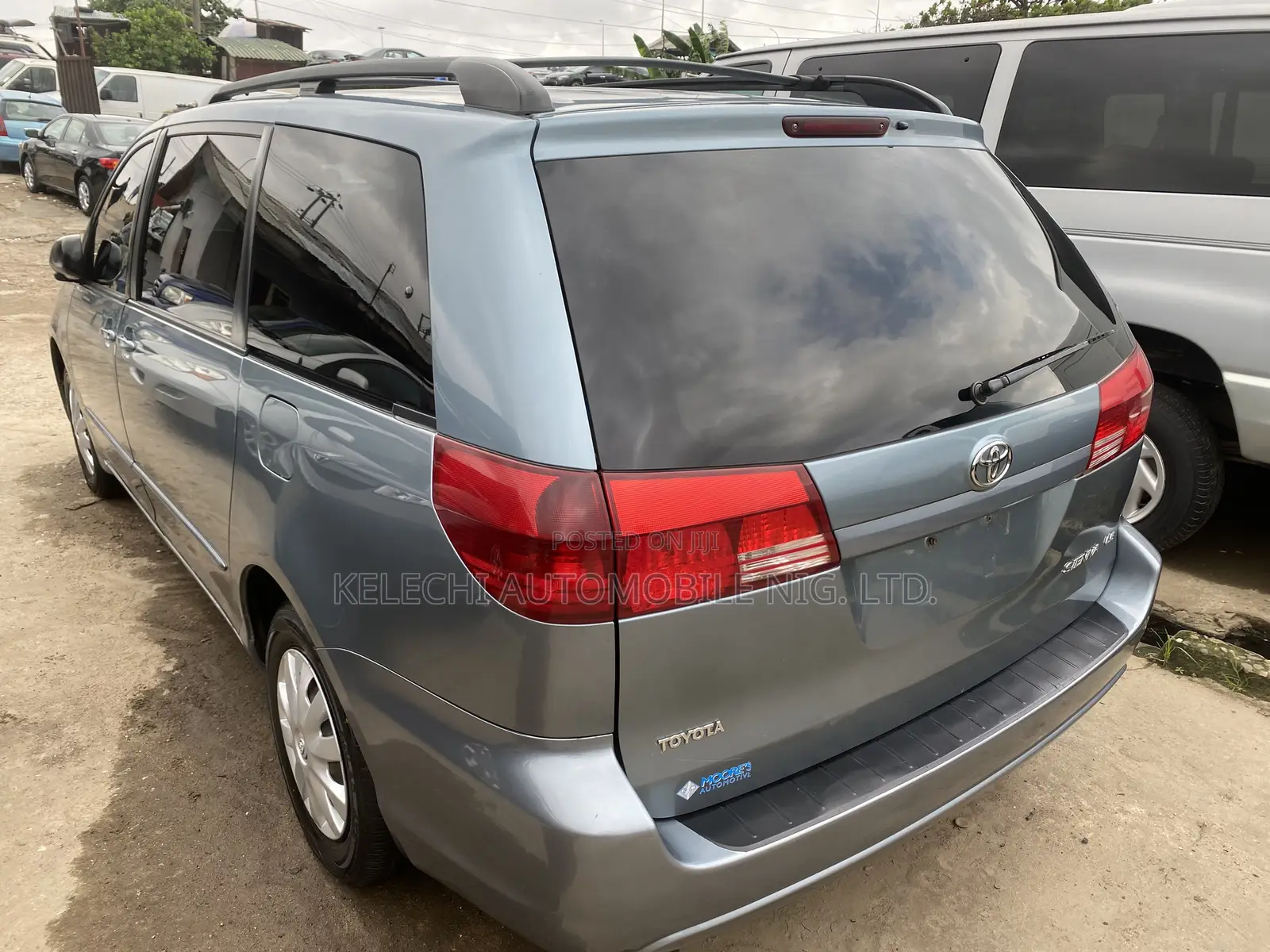 Toyota Sienna LE AWD (3.3L V6 5A) 2004 Blue
