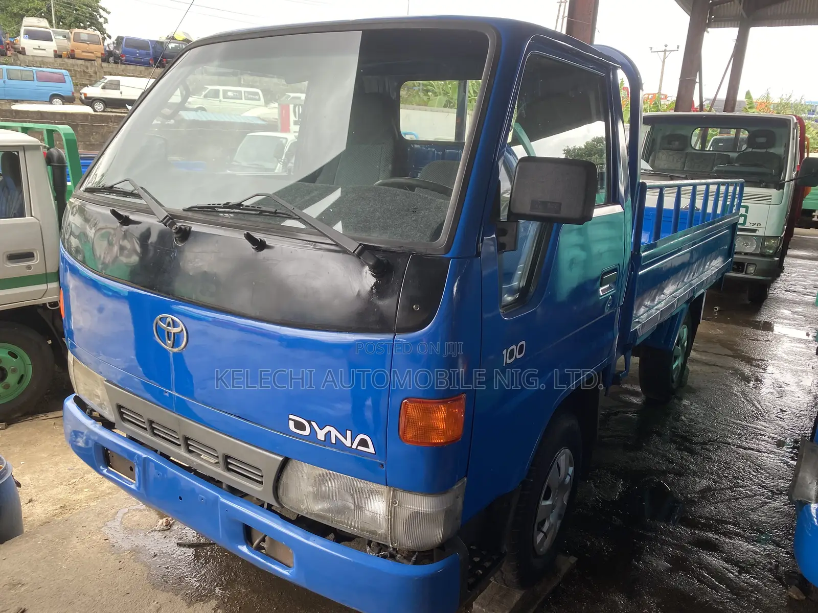 100 Toyota Dyna