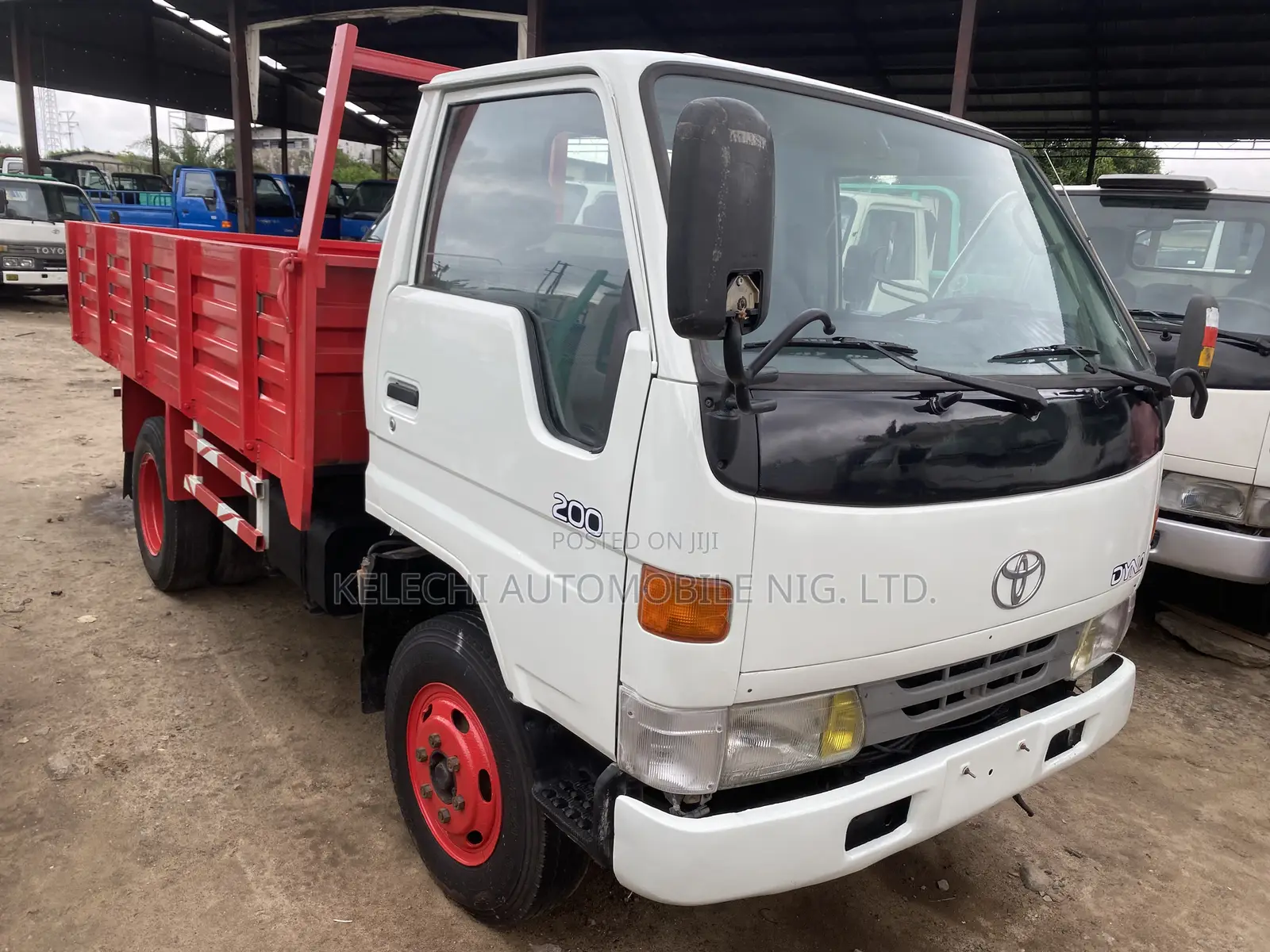 200 Toyota Dyna