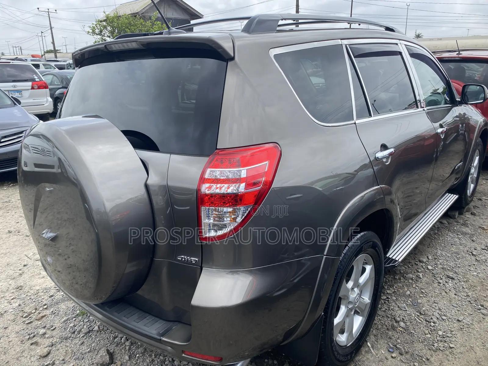 Toyota RAV4 2.5 Limited 4x4 2010 Brown