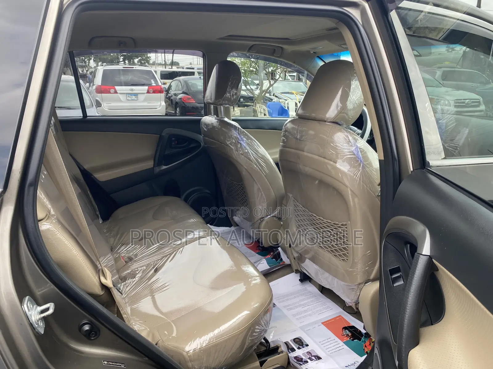Toyota RAV4 2.5 Limited 4x4 2010 Brown