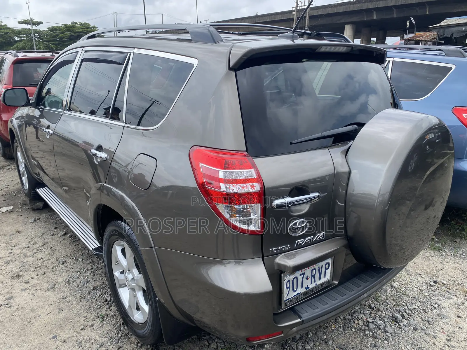 Toyota RAV4 2.5 Limited 4x4 2010 Brown