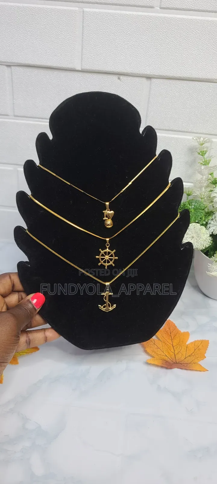 Gold Pure Stainless Steel Chain And Pendant Set