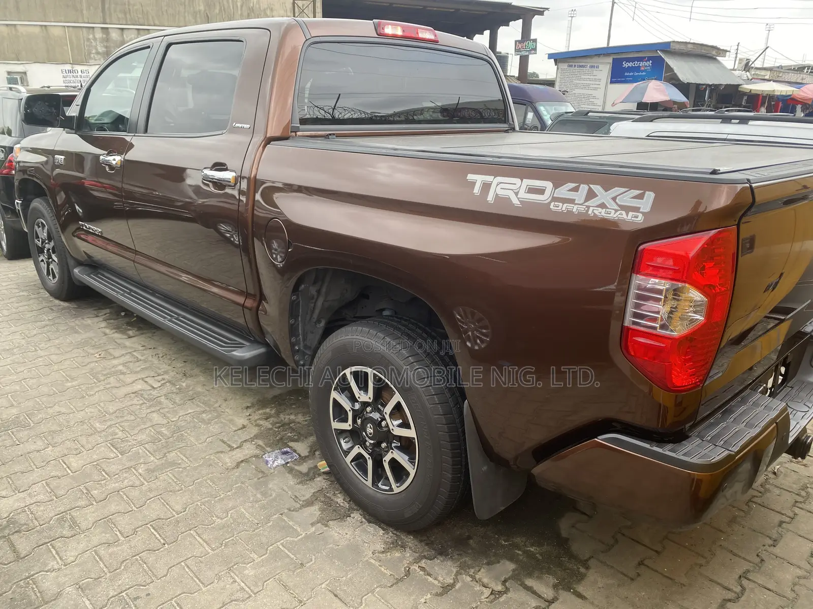 Toyota Tundra 2018 Brown