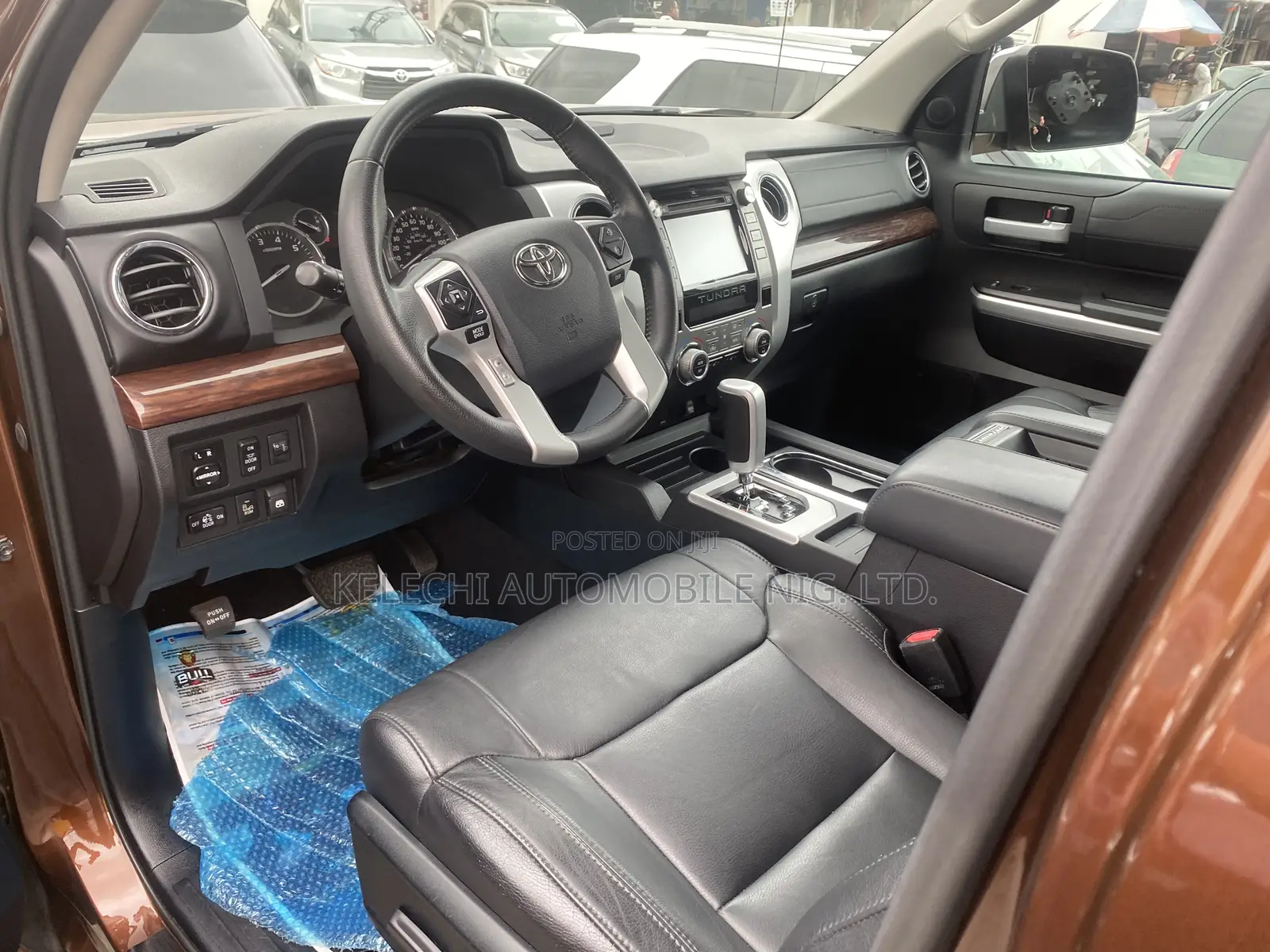 Toyota Tundra 2018 Brown
