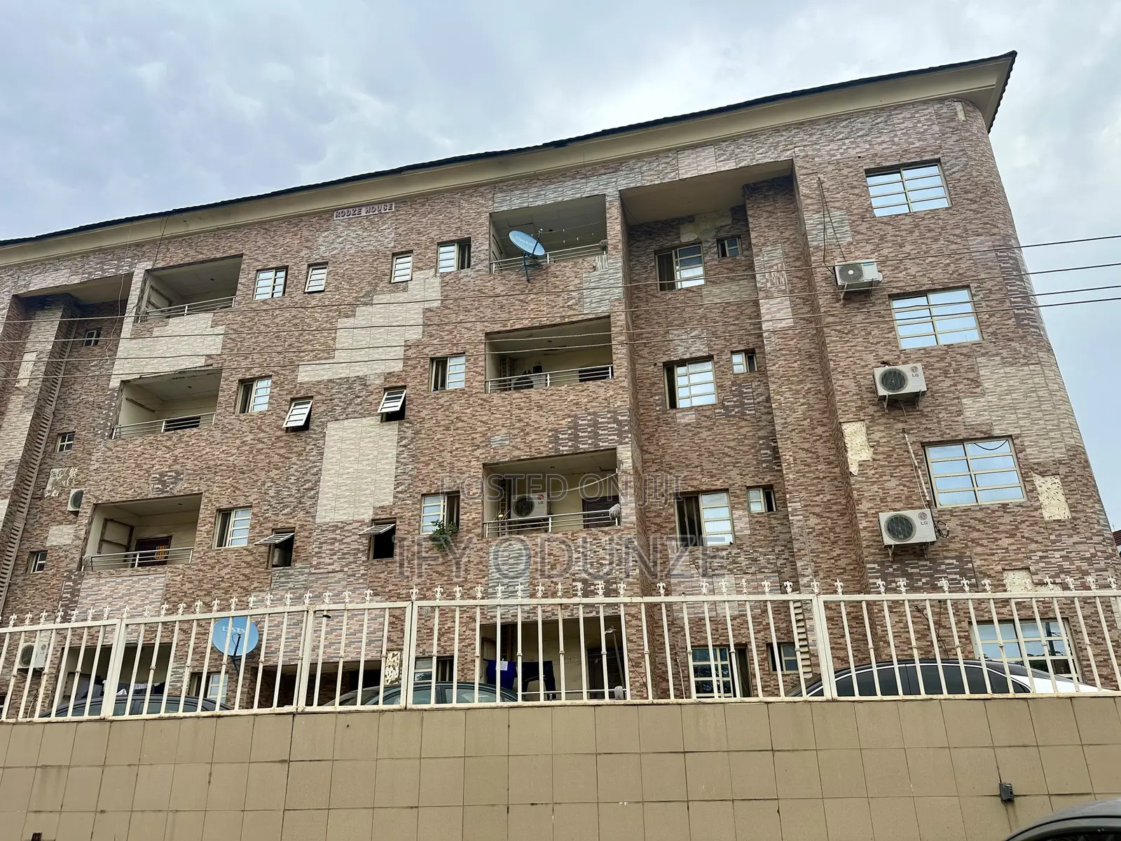 16bdrm Block of Flats in Rodze Suites, Wuse for sale