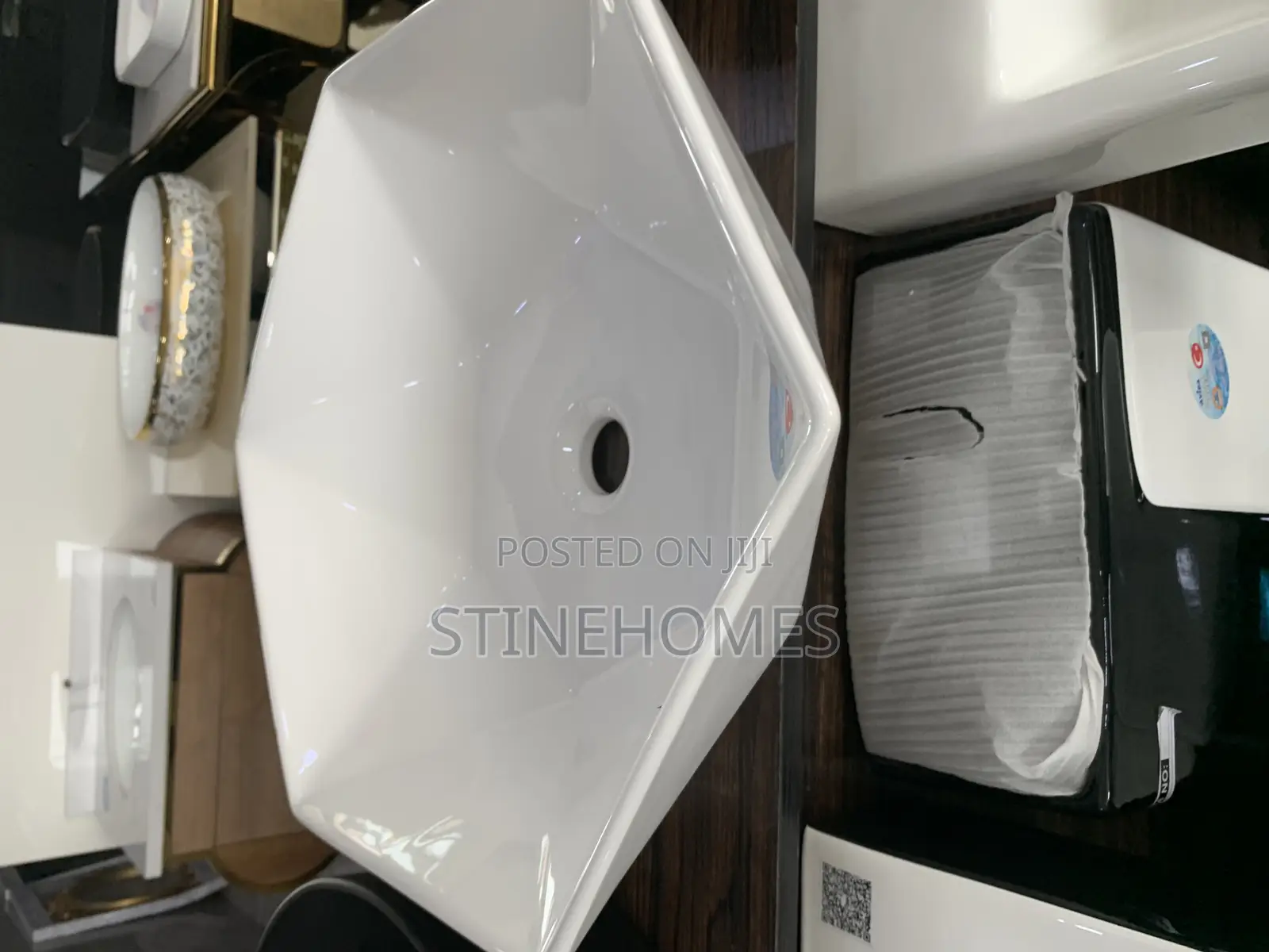 Cabinet Basin
