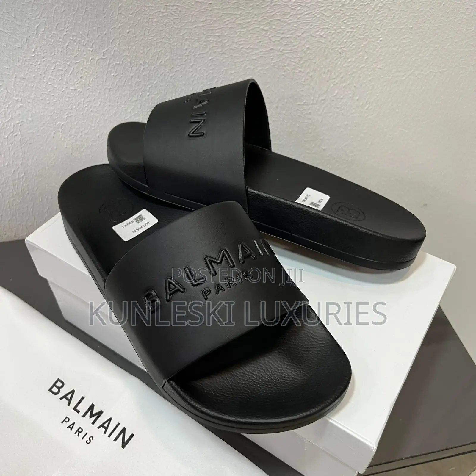 Original Balmain Men Leather Slides
