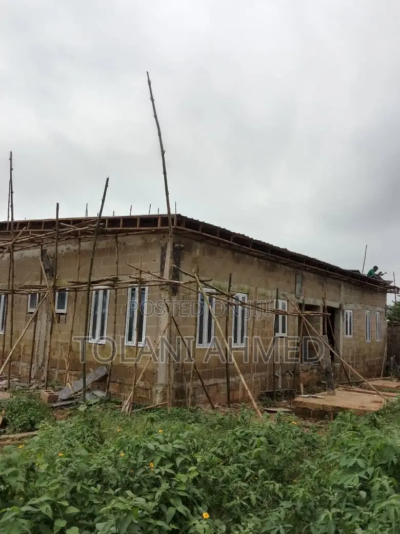 Aluminum Casement Window Attached With Burglary