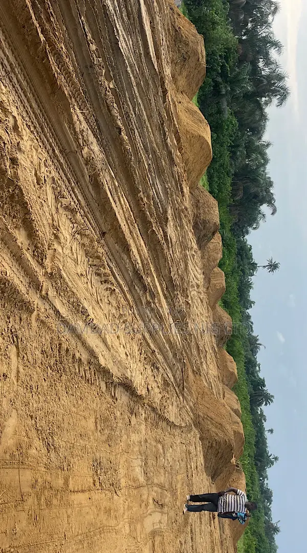 Red Filling Sand