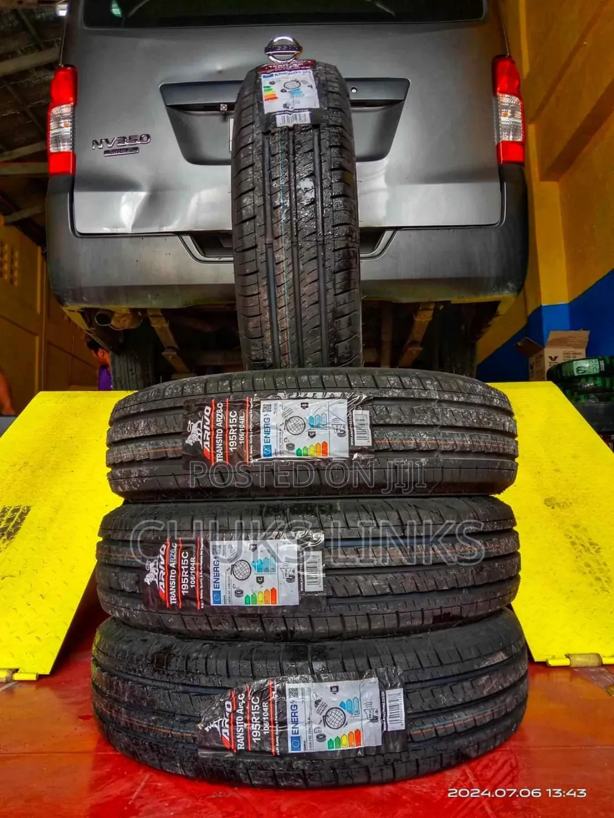 195R15C Tire