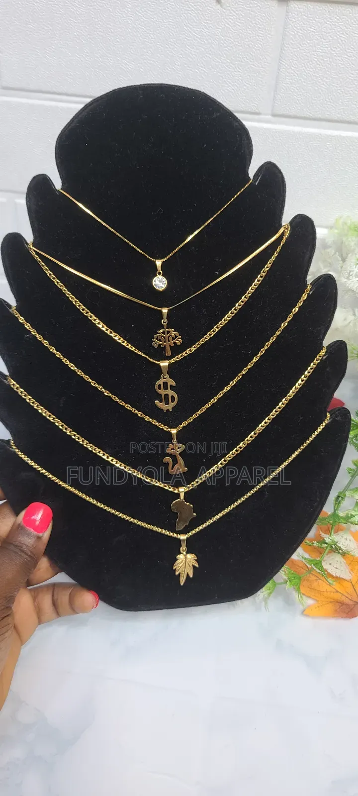 Gold Pure Stainless Steel Chain And Pendant Set