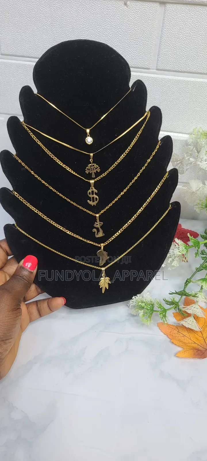 Gold Pure Stainless Steel Chain And Pendant Set