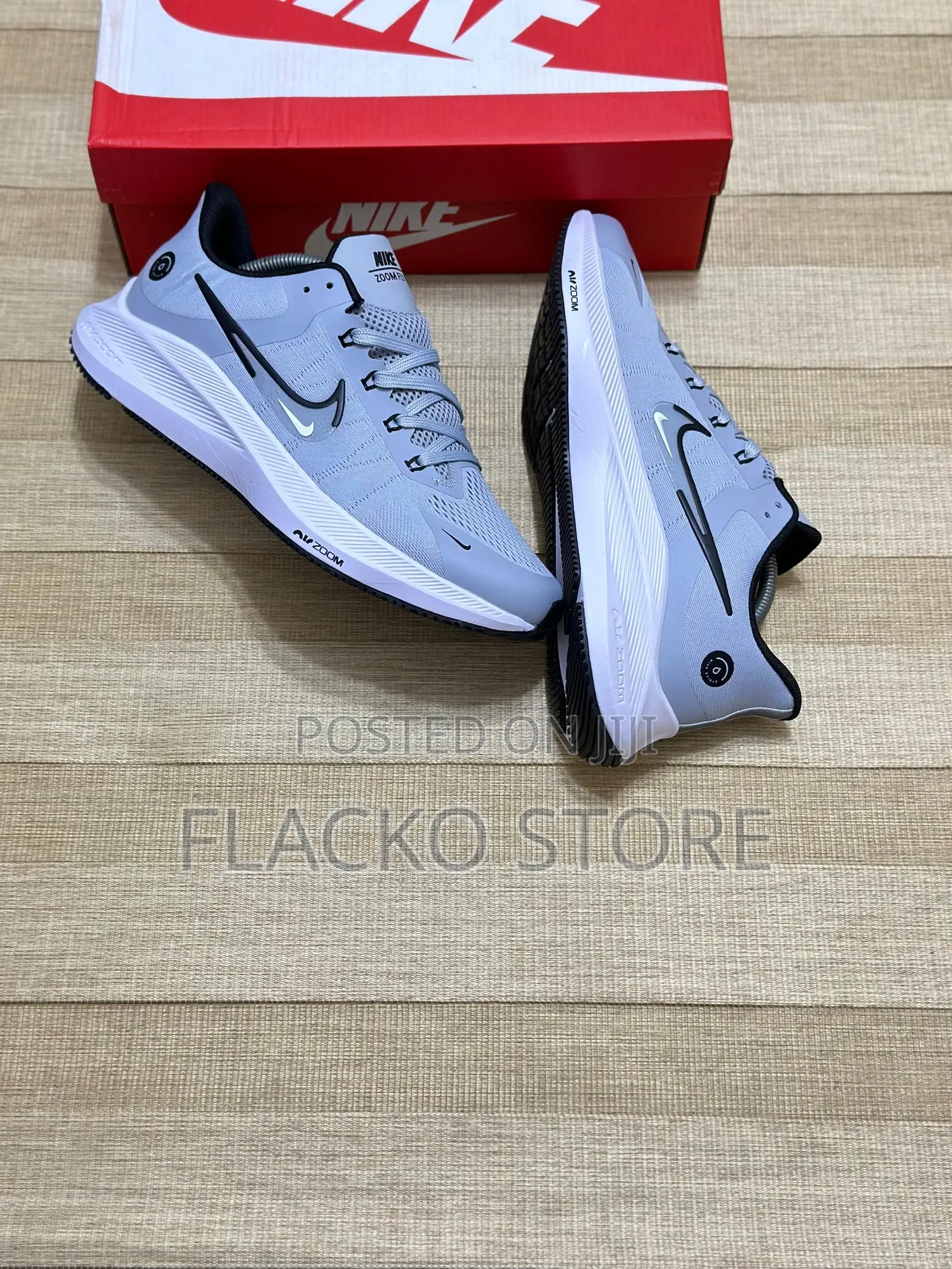 Original Nike Zoom Fly 8 Grey Runner Sneakers