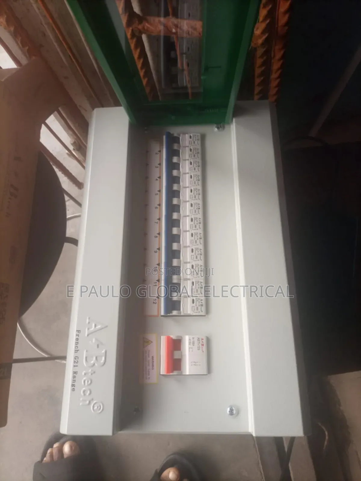 12 Fuse Stabl Luck Consumer Units