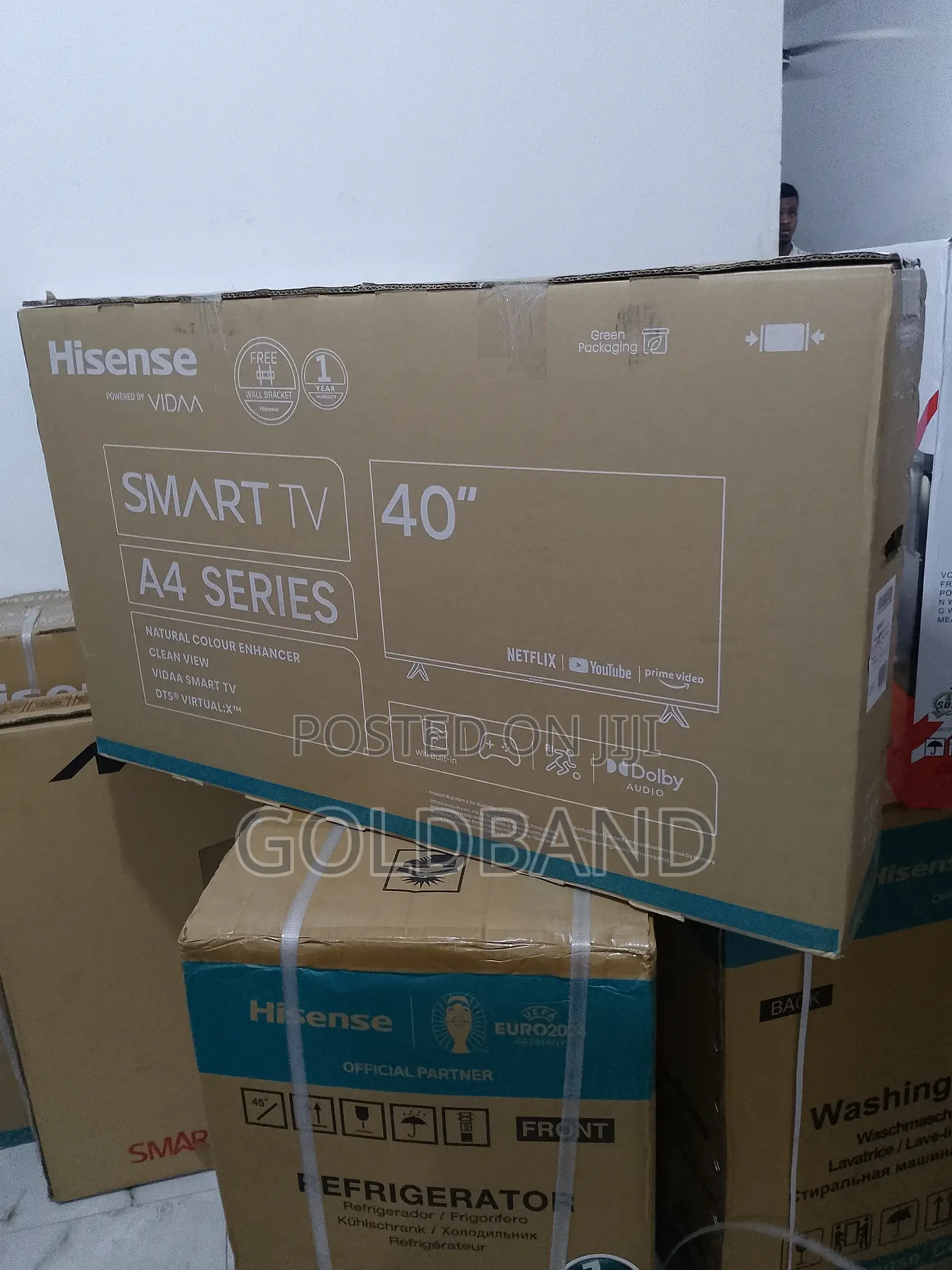 Immersive Hisense Smart TV (40" TV40A4K)