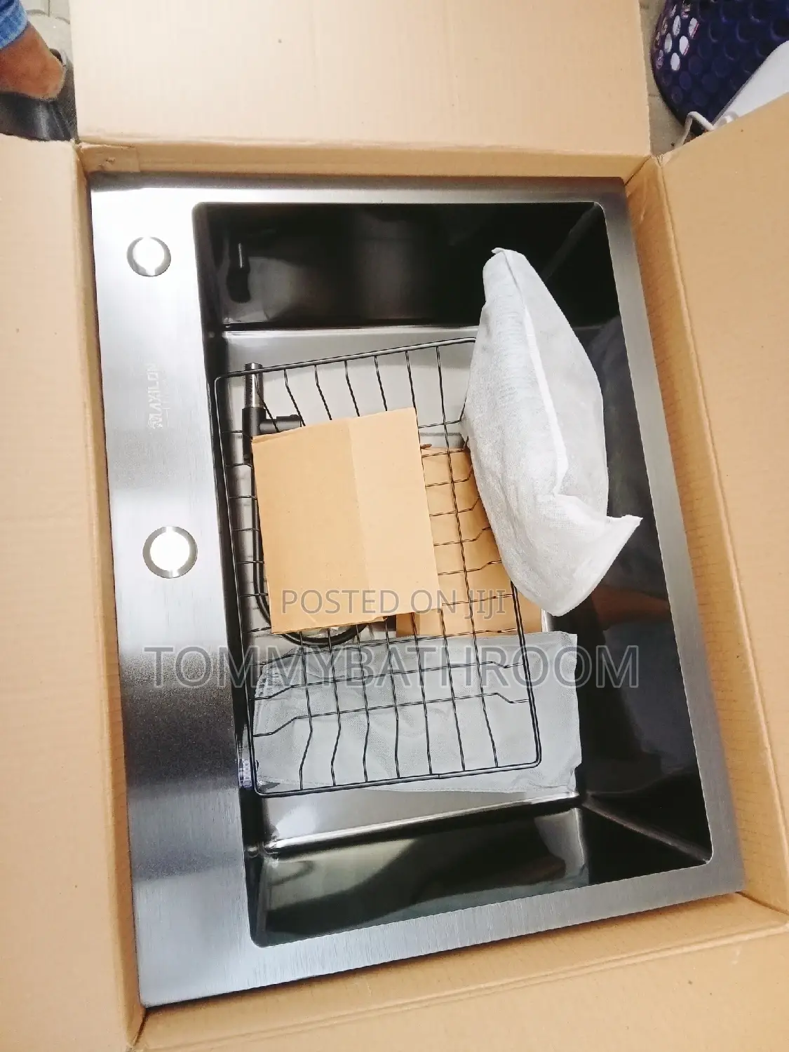 Kitchen Sink Single Bowl