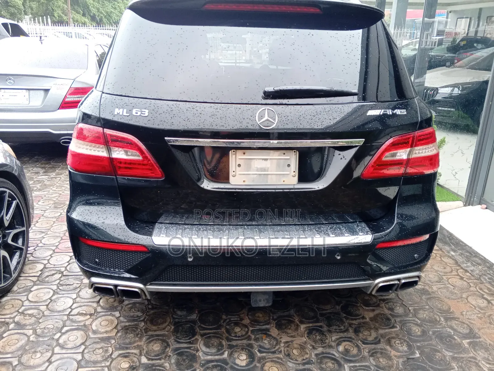 Mercedes-Benz M Class ML63 AMG 4dr SUV AWD (5.5L 8cyl Turbo 7A) 2015