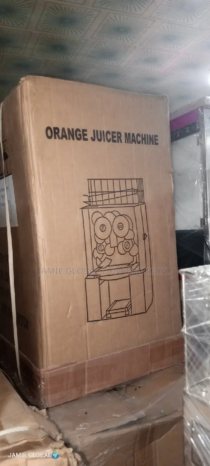 Orange Juicer Machine