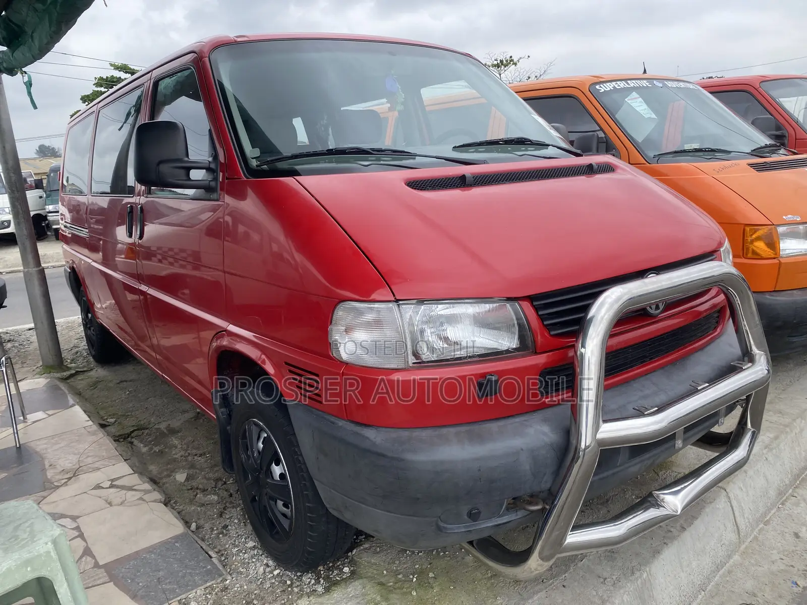 Volkswagen Transporter 2009 Red