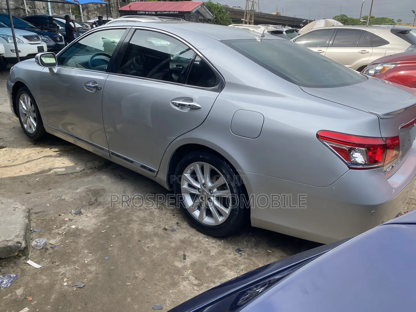 Lexus ES 350 2011 Silver