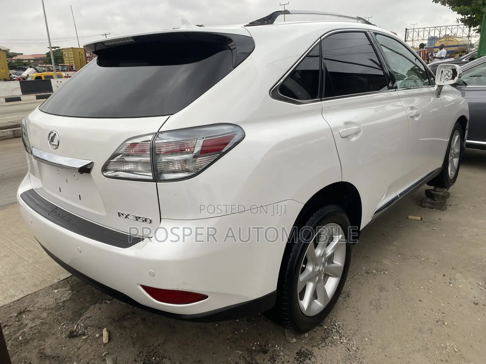 Lexus RX 350 FWD 2012 White