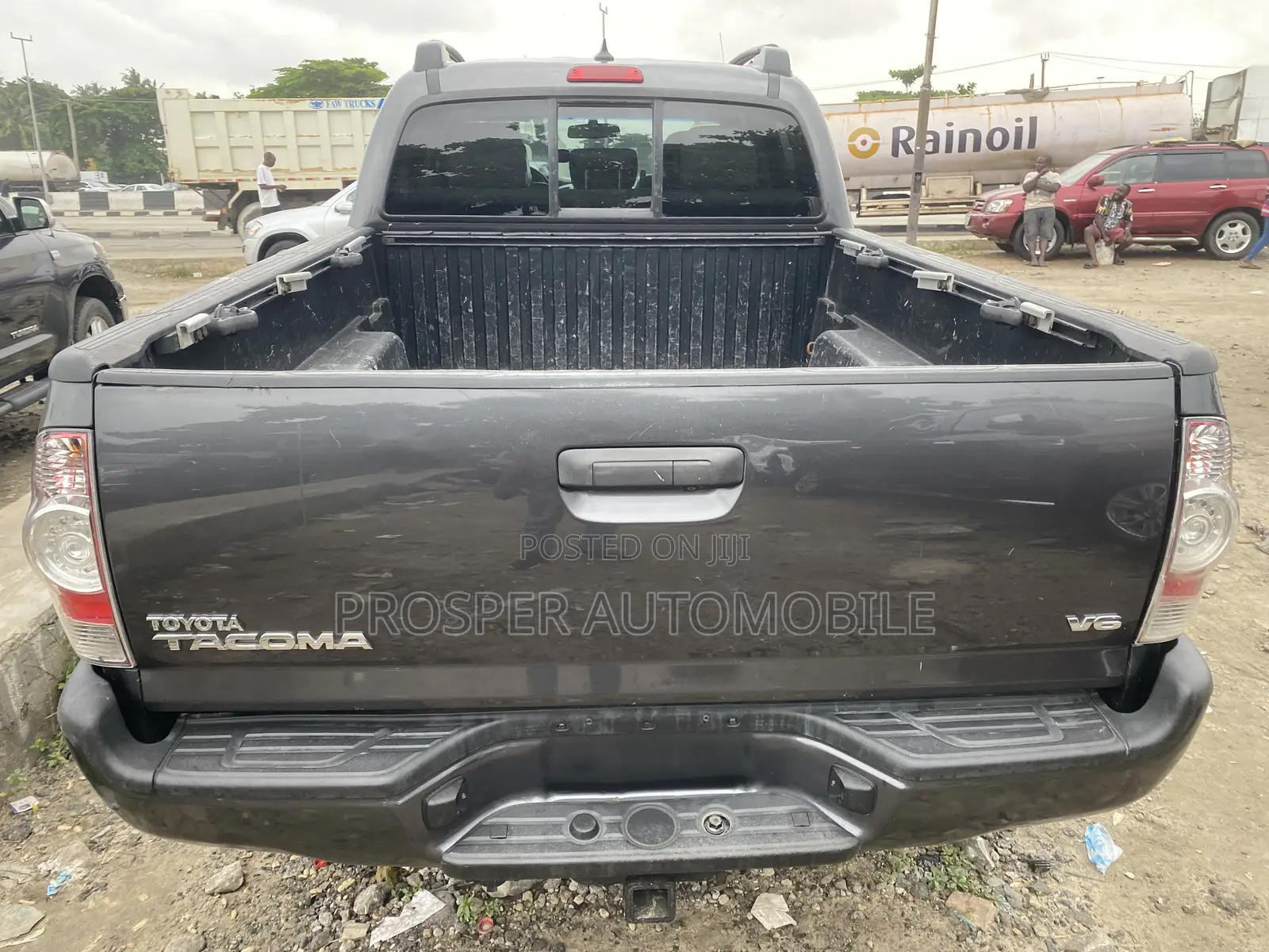 Toyota Tacoma 2015 Gray