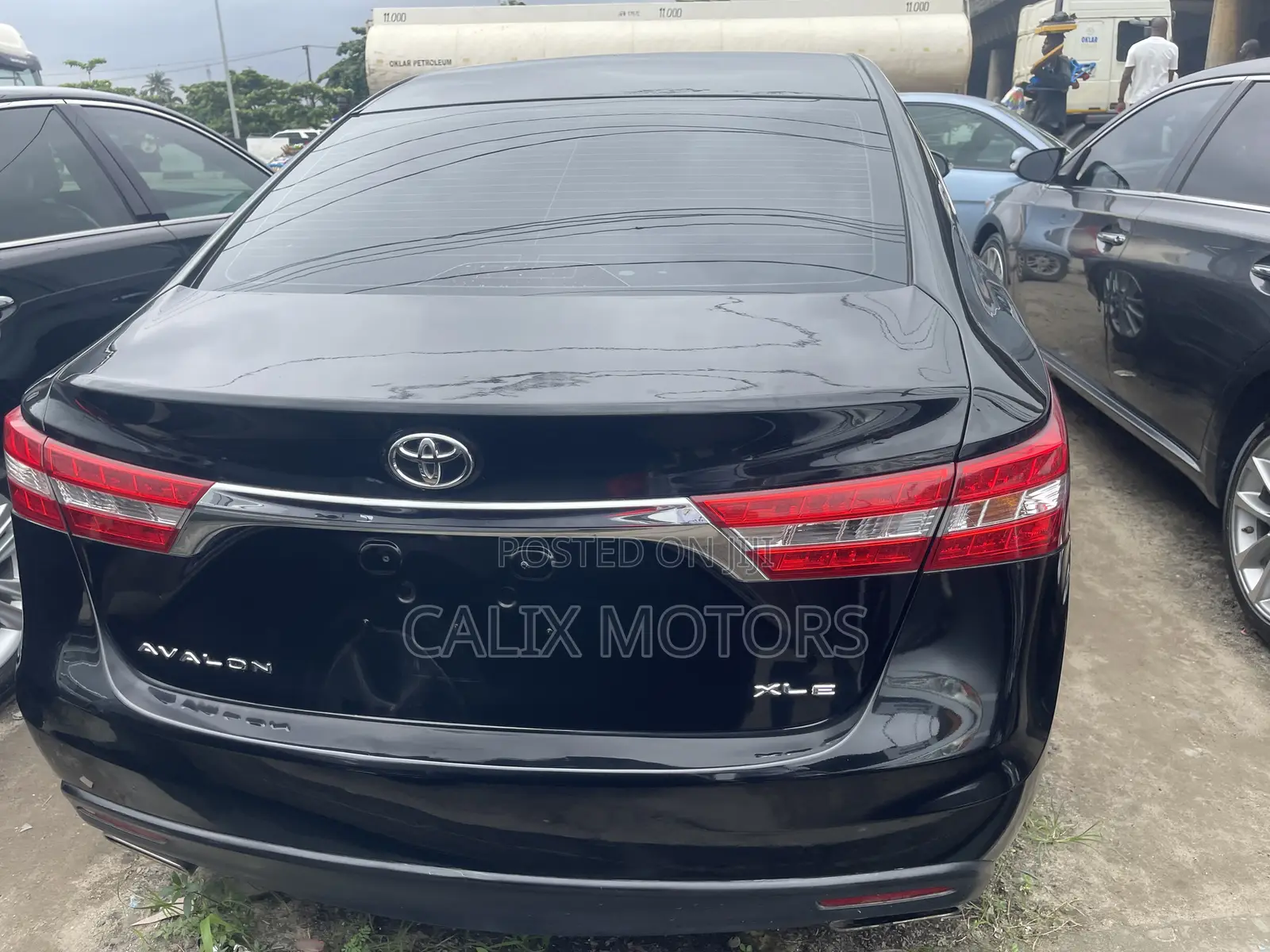 Toyota Avalon 2016 Black