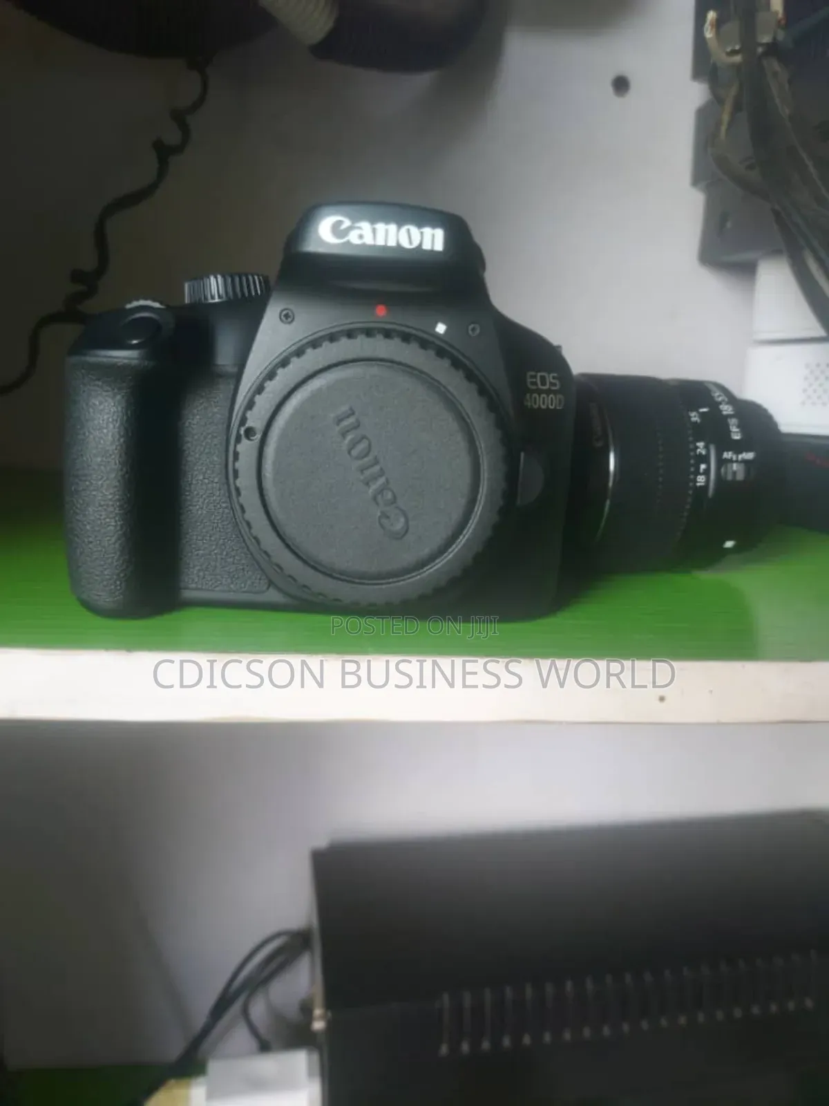 Canon Camera 4000D