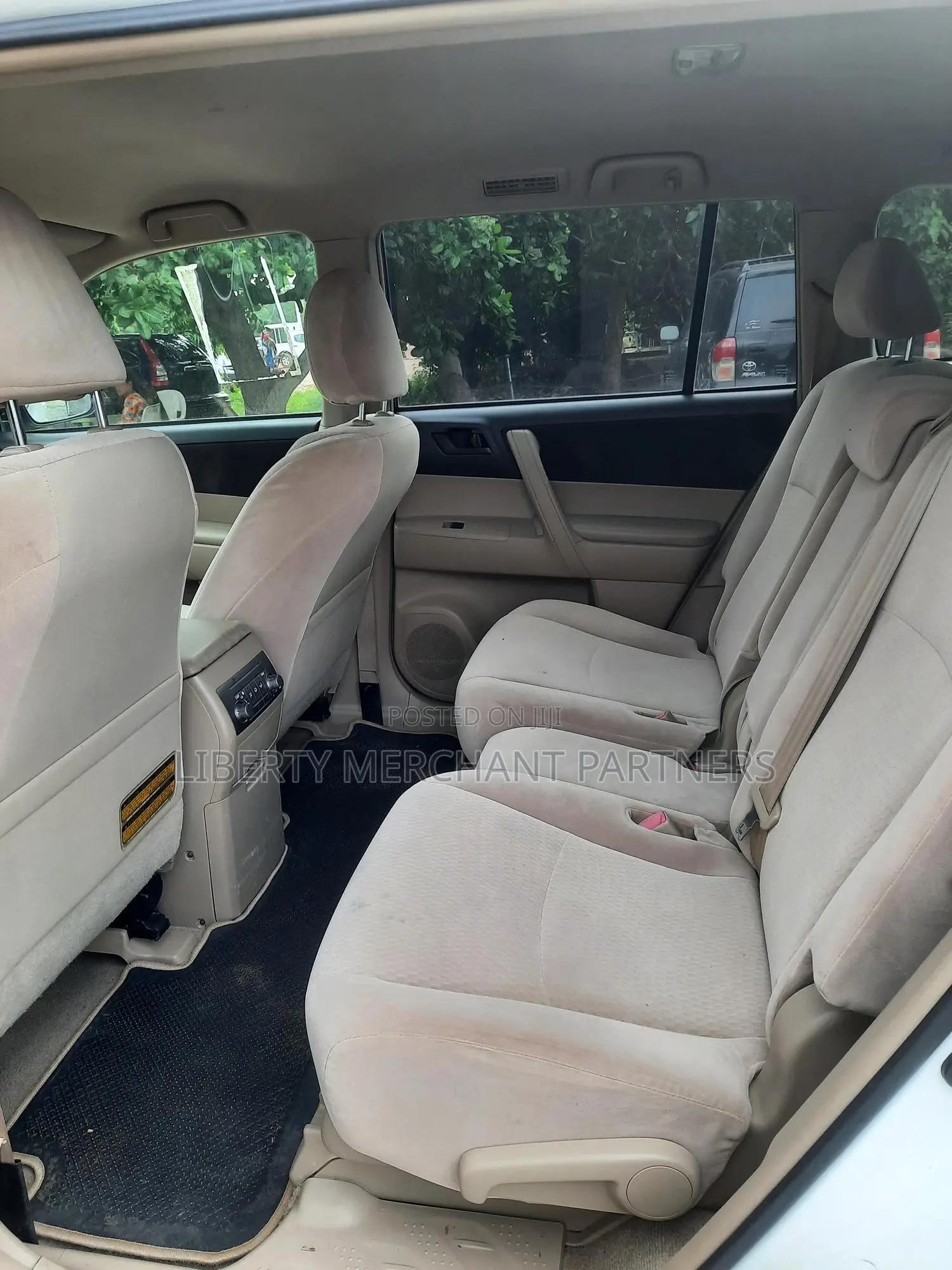 Toyota Highlander Limited 2010 White