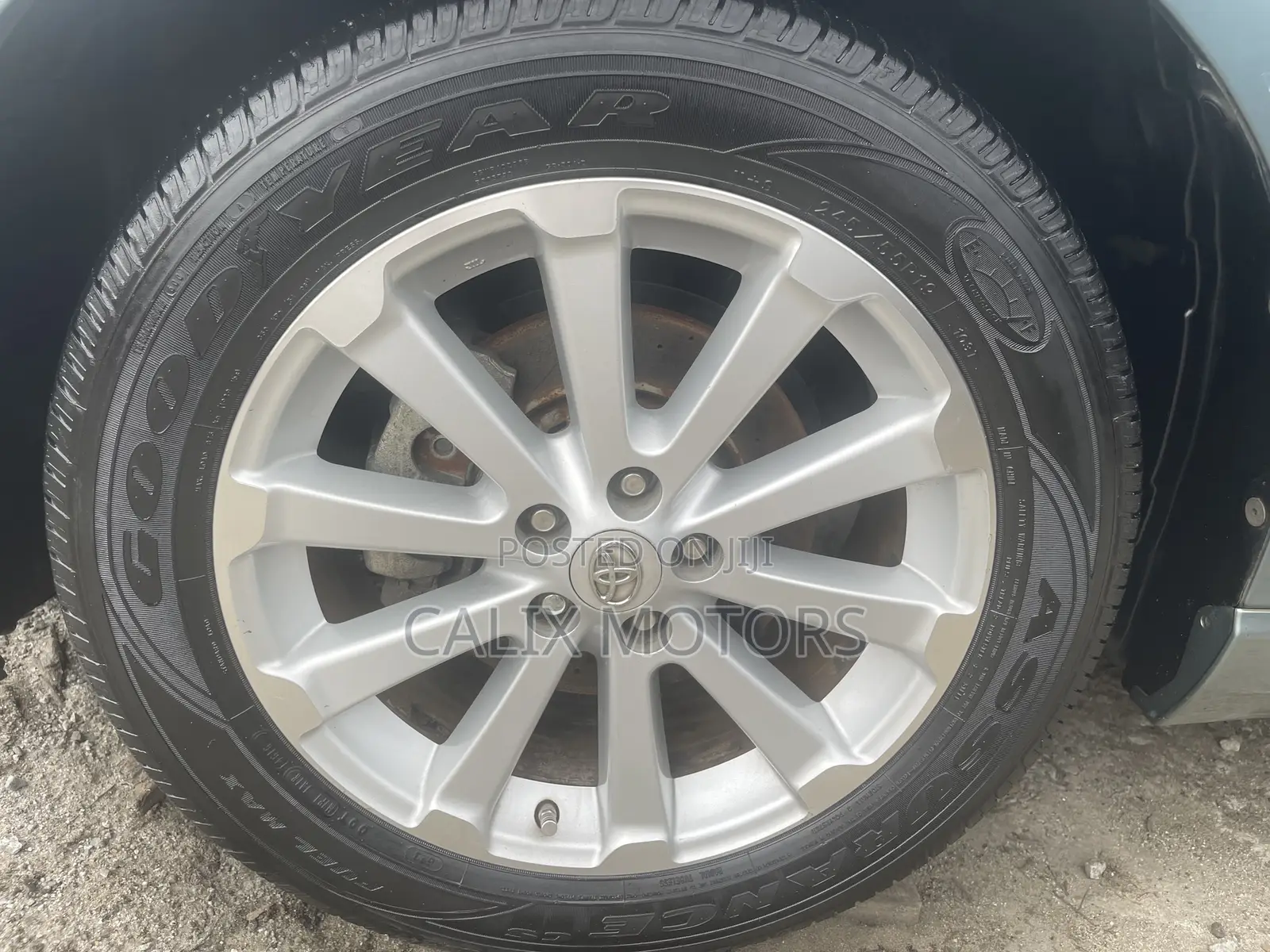 Toyota Venza 2010 Green