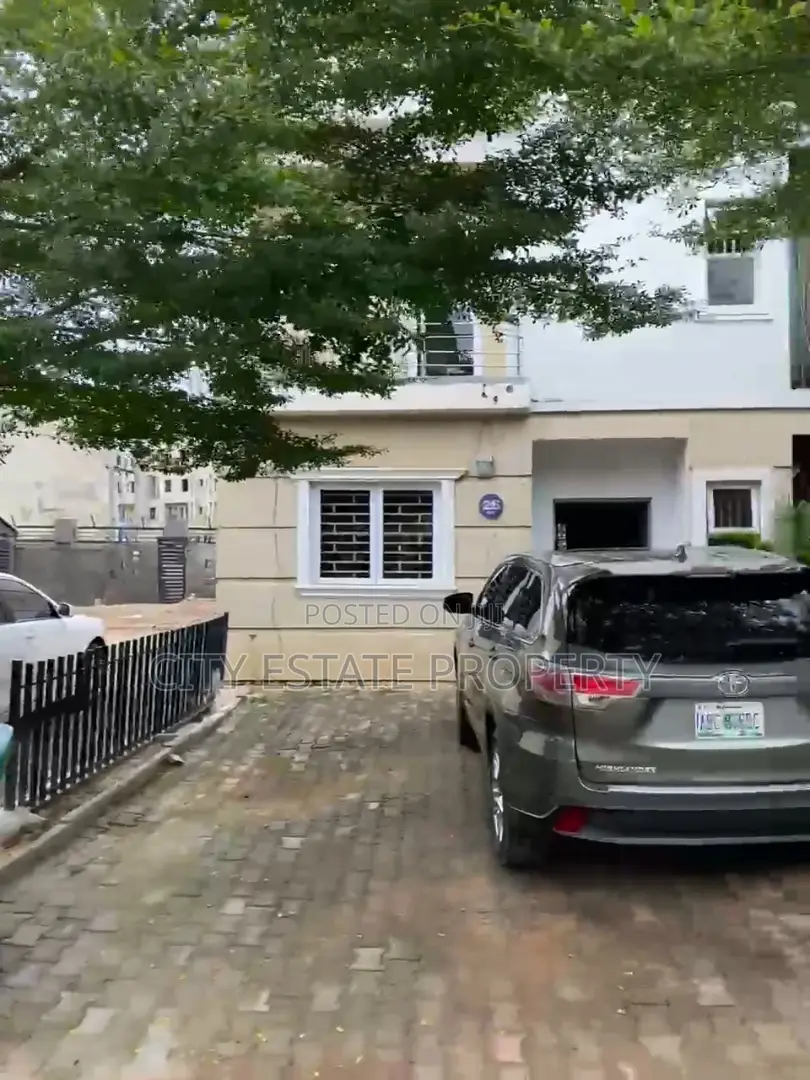 Furnished 4bdrm Duplex in Brains And Hammers, Galadimawa for sale