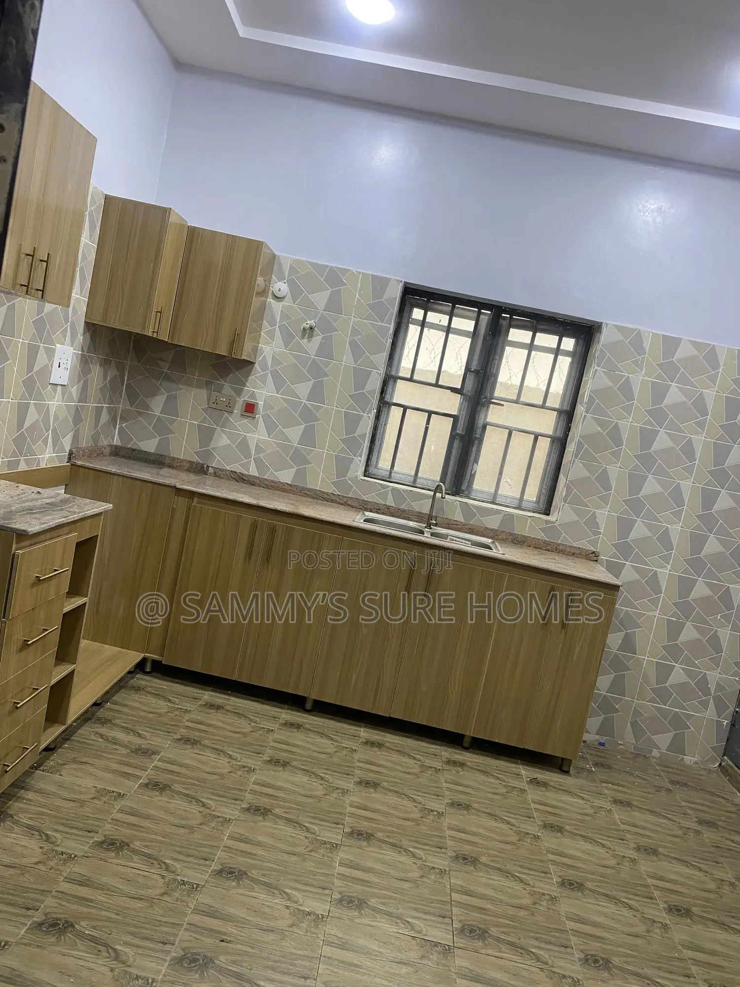 3bdrm Bungalow in Efab Verizon, Gwarinpa for rent