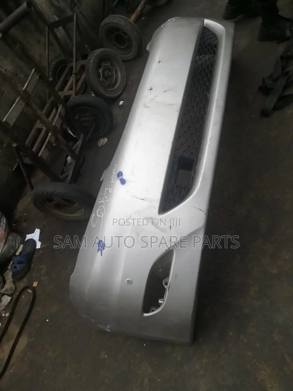 Toyota Sienna 20006 Empty Bumper Front One