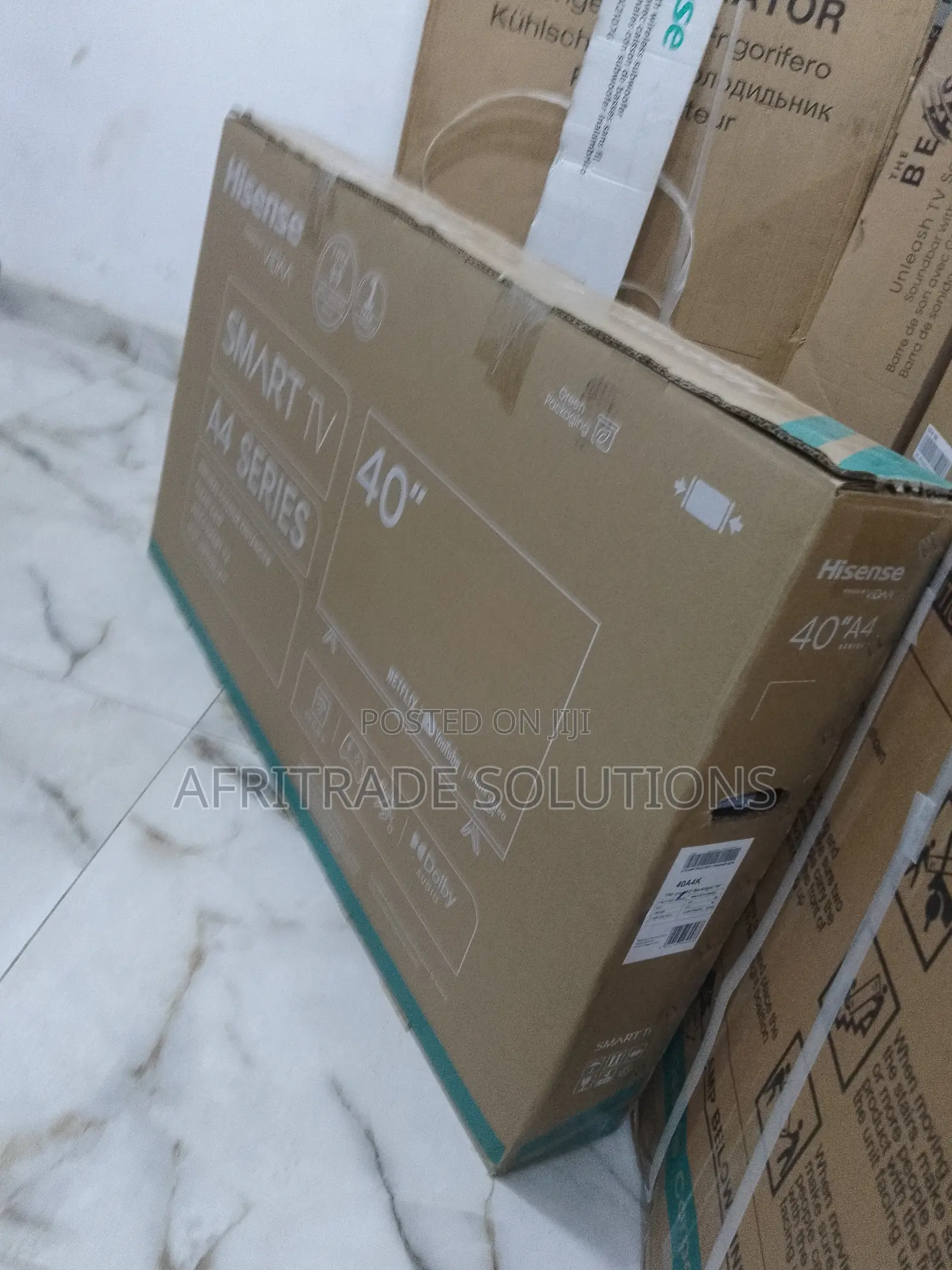 40 Inches Smart Tv- Hisense + Youtube