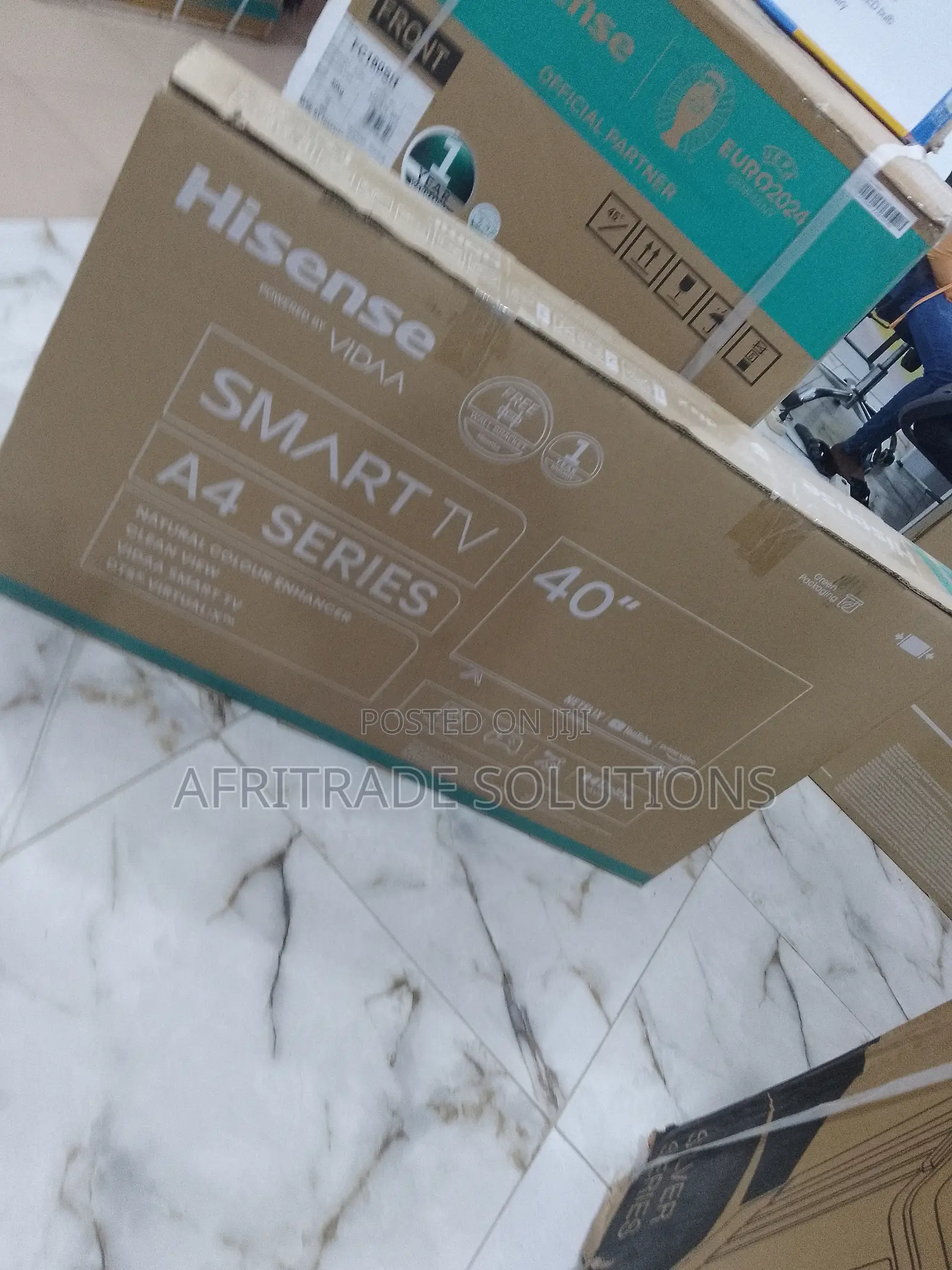 40" Hisense 40A4K Smart TV