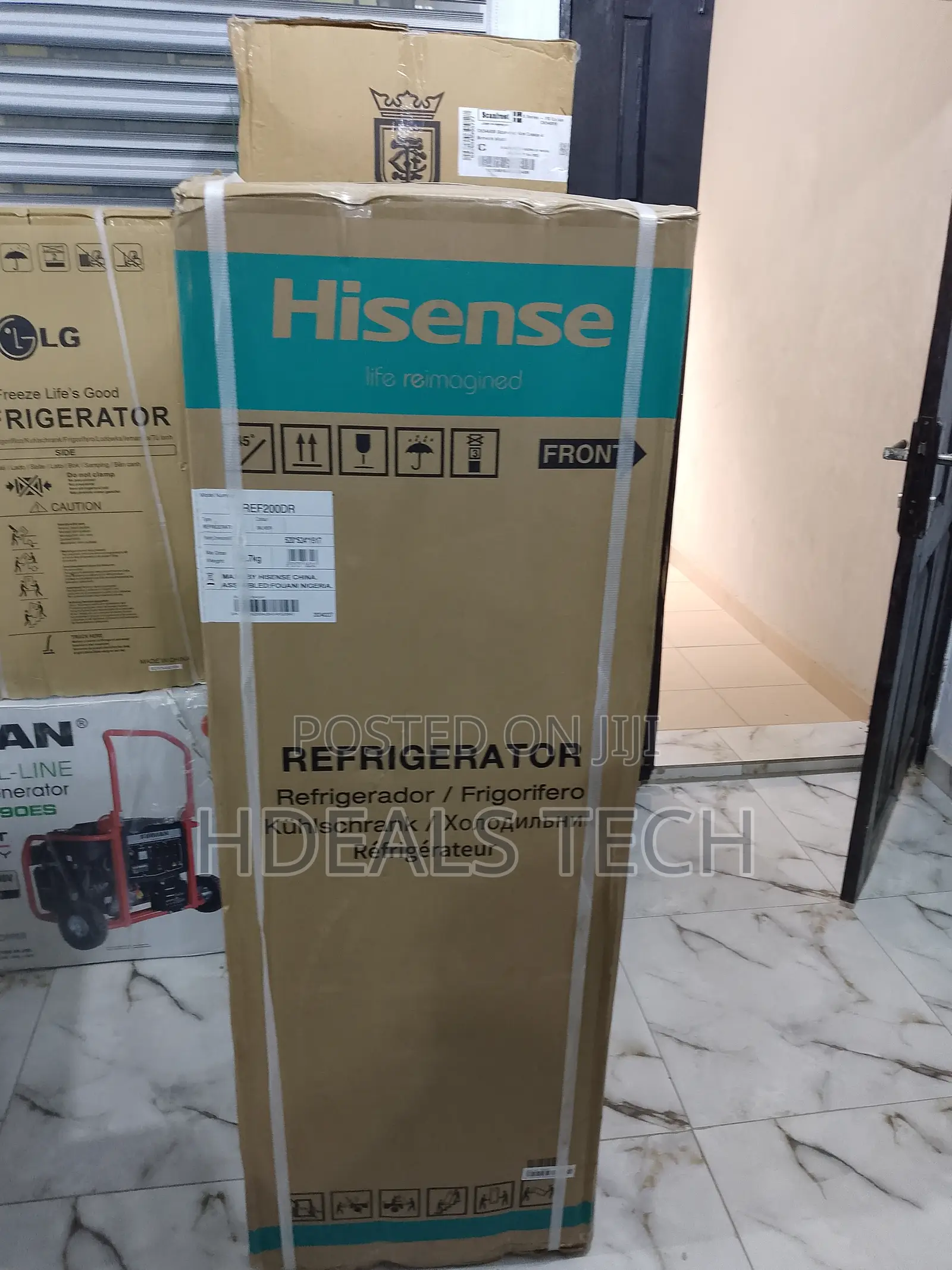 Hisense 200DR 154L Top Freezer Refrigerator