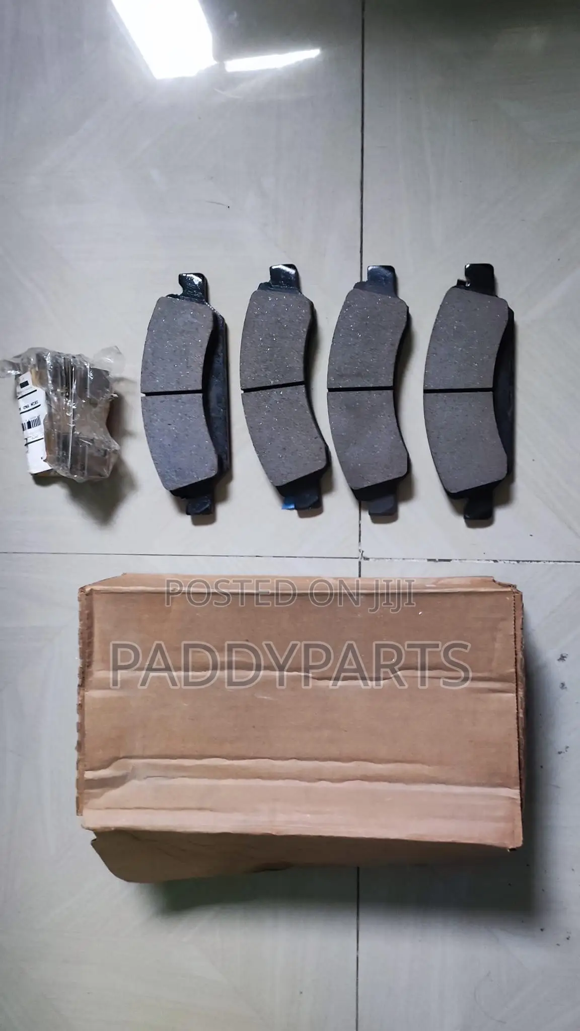 Chevrolet Tahoe Brake Pad (Ceramic)