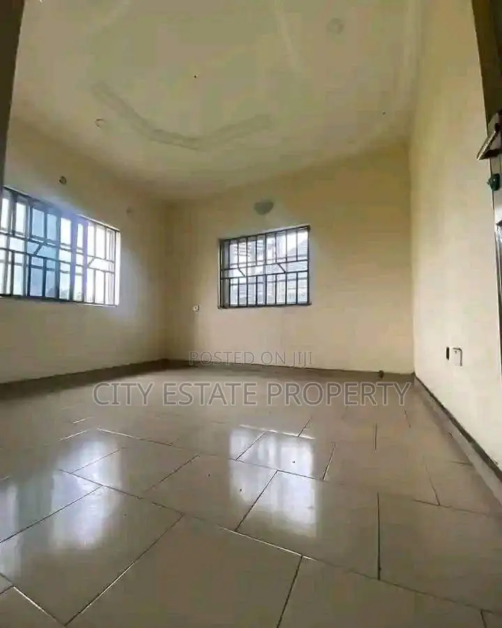 Furnished 8bdrm Block of Flats in Amaechi School, Port-Harcourt