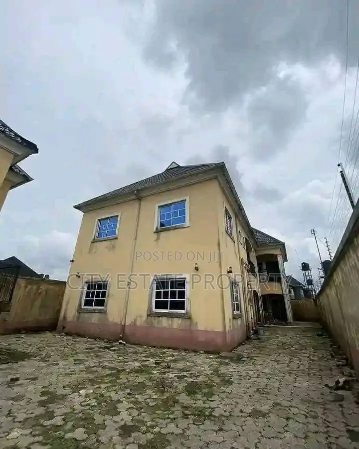 Furnished 8bdrm Block of Flats in Amaechi School, Port-Harcourt