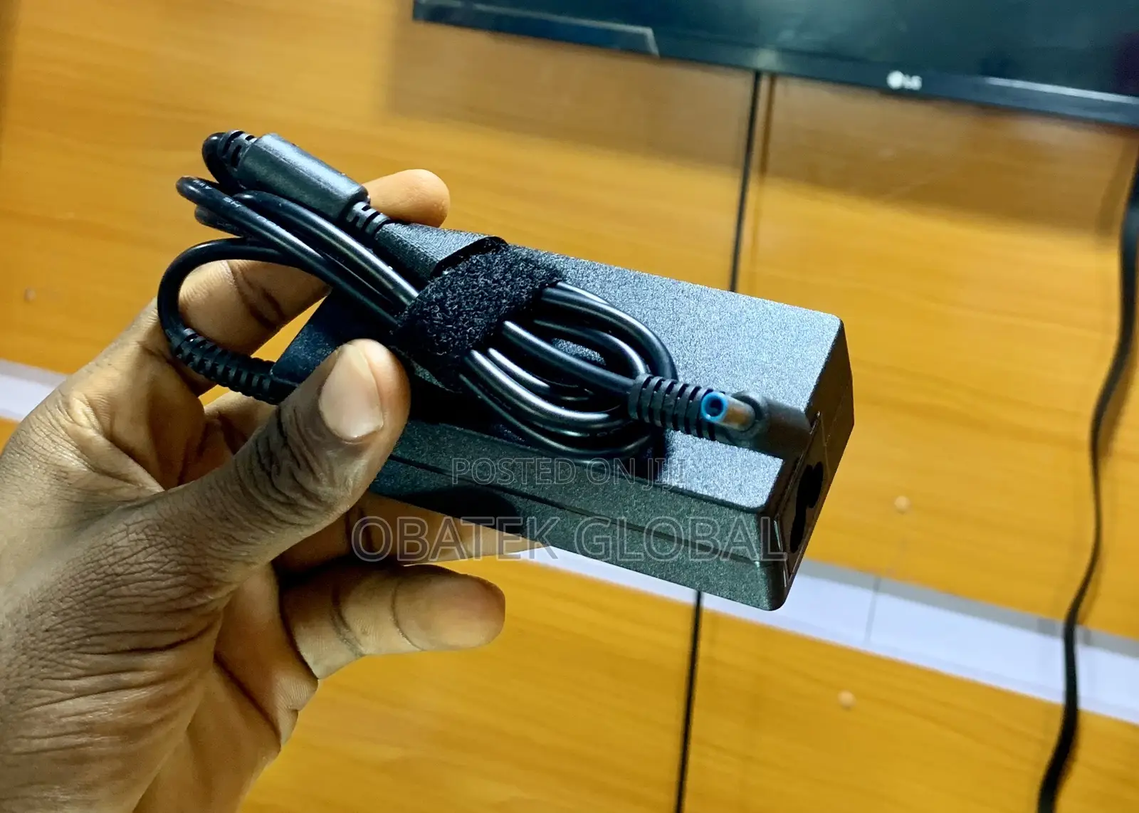 HP 65watts Laptop Adapter Charger Blue Mouth