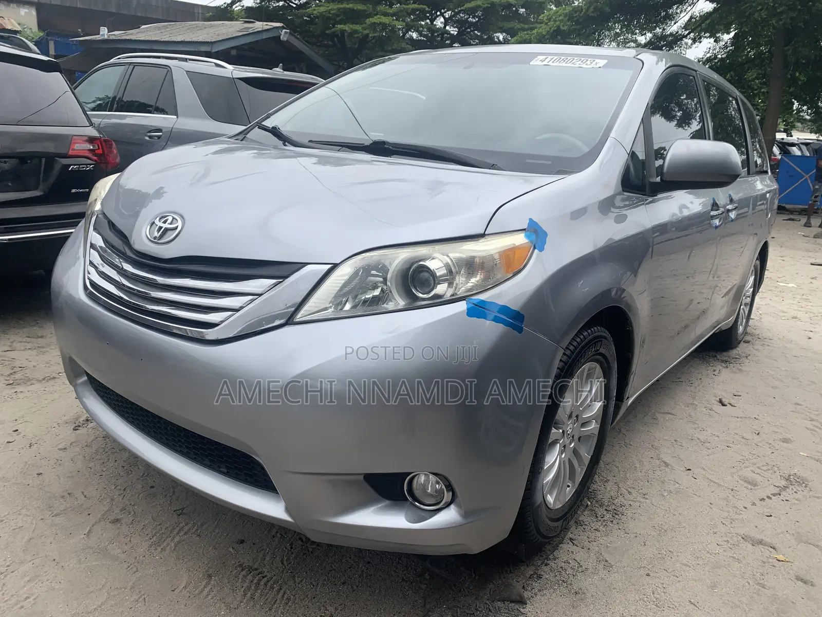 Toyota Sienna XLE AWD 7-Passenger 2013 Gray