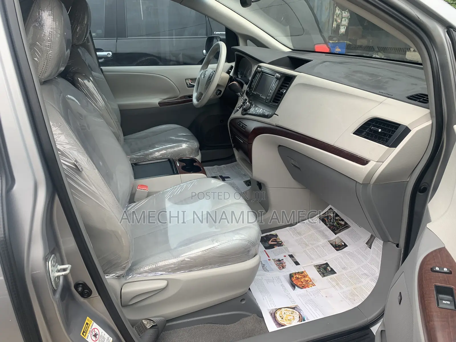 Toyota Sienna XLE AWD 7-Passenger 2013 Gray