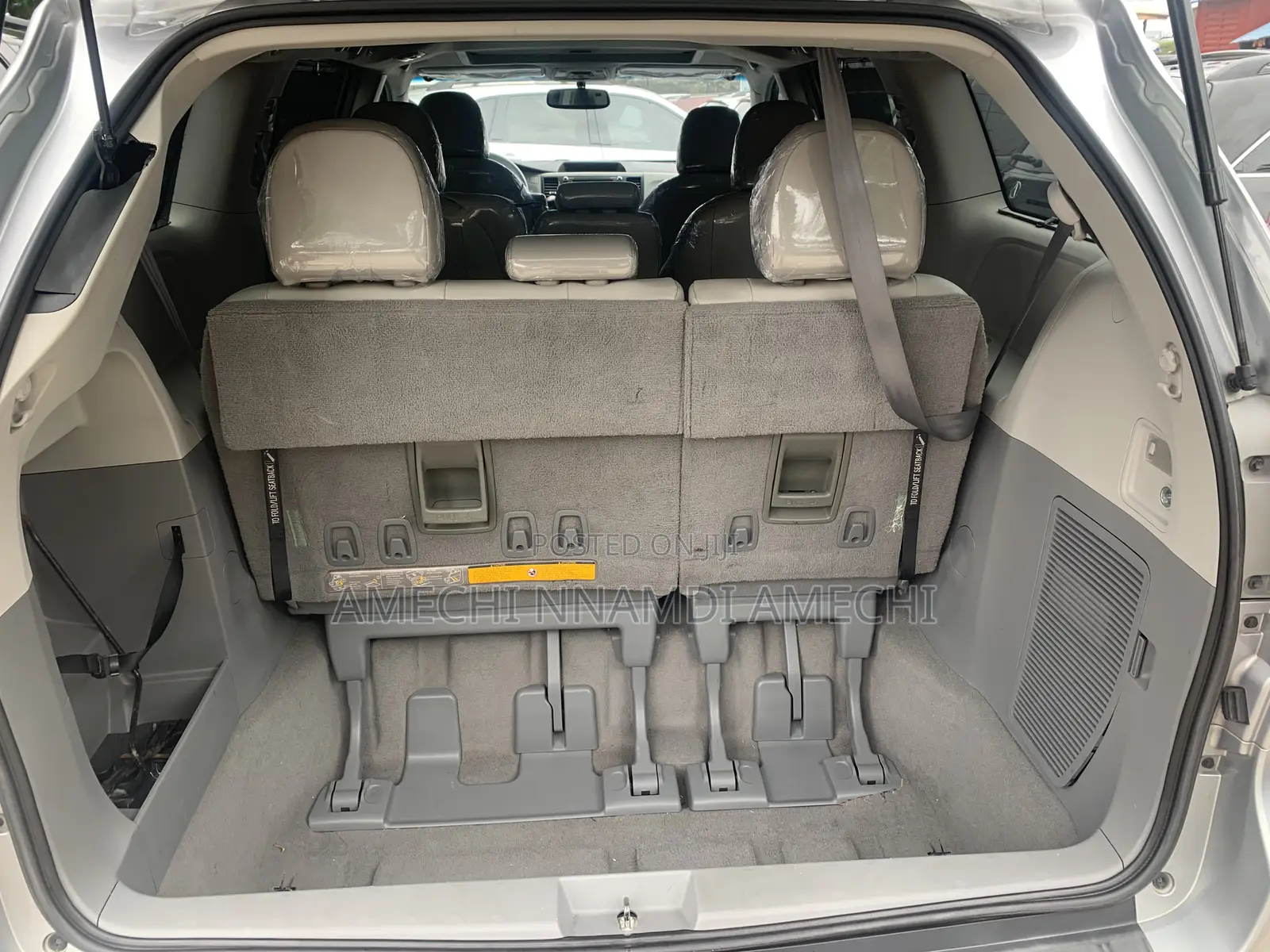 Toyota Sienna XLE AWD 7-Passenger 2013 Gray