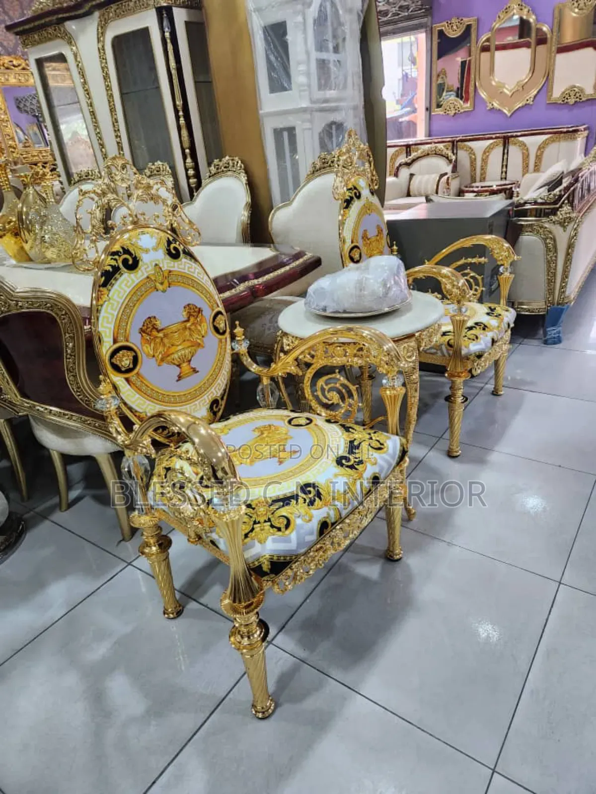 Classic Higher Quality Couple Chairs